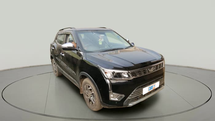 2022 Mahindra XUV300 W8 (O) 1.2 PETROL, Petrol, Manual, 24,065 km, exterior