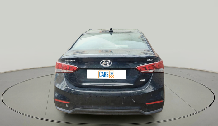 2018 Hyundai Verna 1.6 SX (O) CRDI MT, Diesel, Manual, 78,874 km, exterior