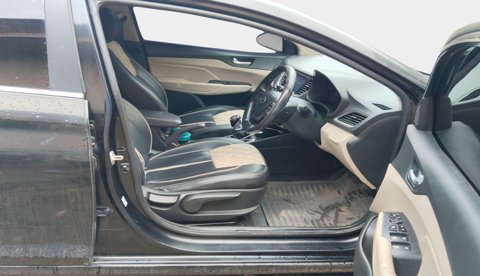 2018 Hyundai Verna 1.6 SX (O) CRDI MT, Diesel, Manual, 78,874 km, interior