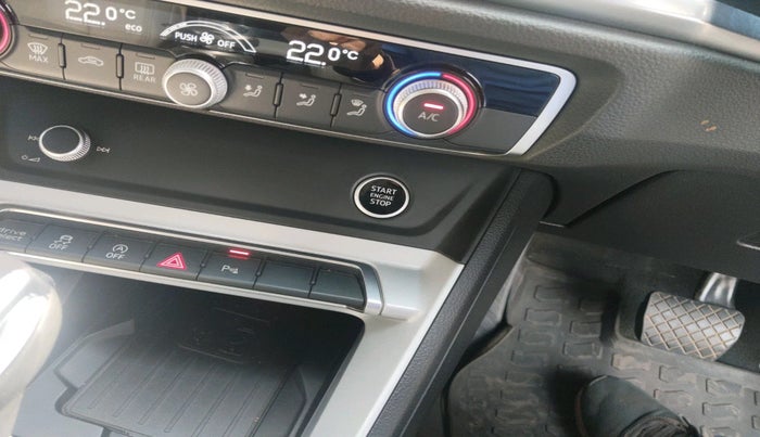 2022 Audi Q3 40 TFSI Technology, Petrol, Automatic, 39,984 km, interior