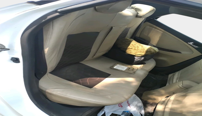 2014 Hyundai Verna FLUIDIC 1.6 CRDI SX, Diesel, Manual, 2,49,776 km, interior