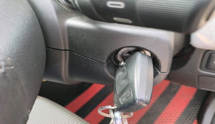 2014 Fiat Avventura EMOTION MULTIJET 1.3, Diesel, Manual, 21,220 km, interior