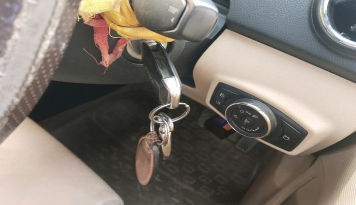 2016 Ford Figo Aspire TITANIUM 1.2 PETROL, Petrol, Manual, 56,917 km, interior