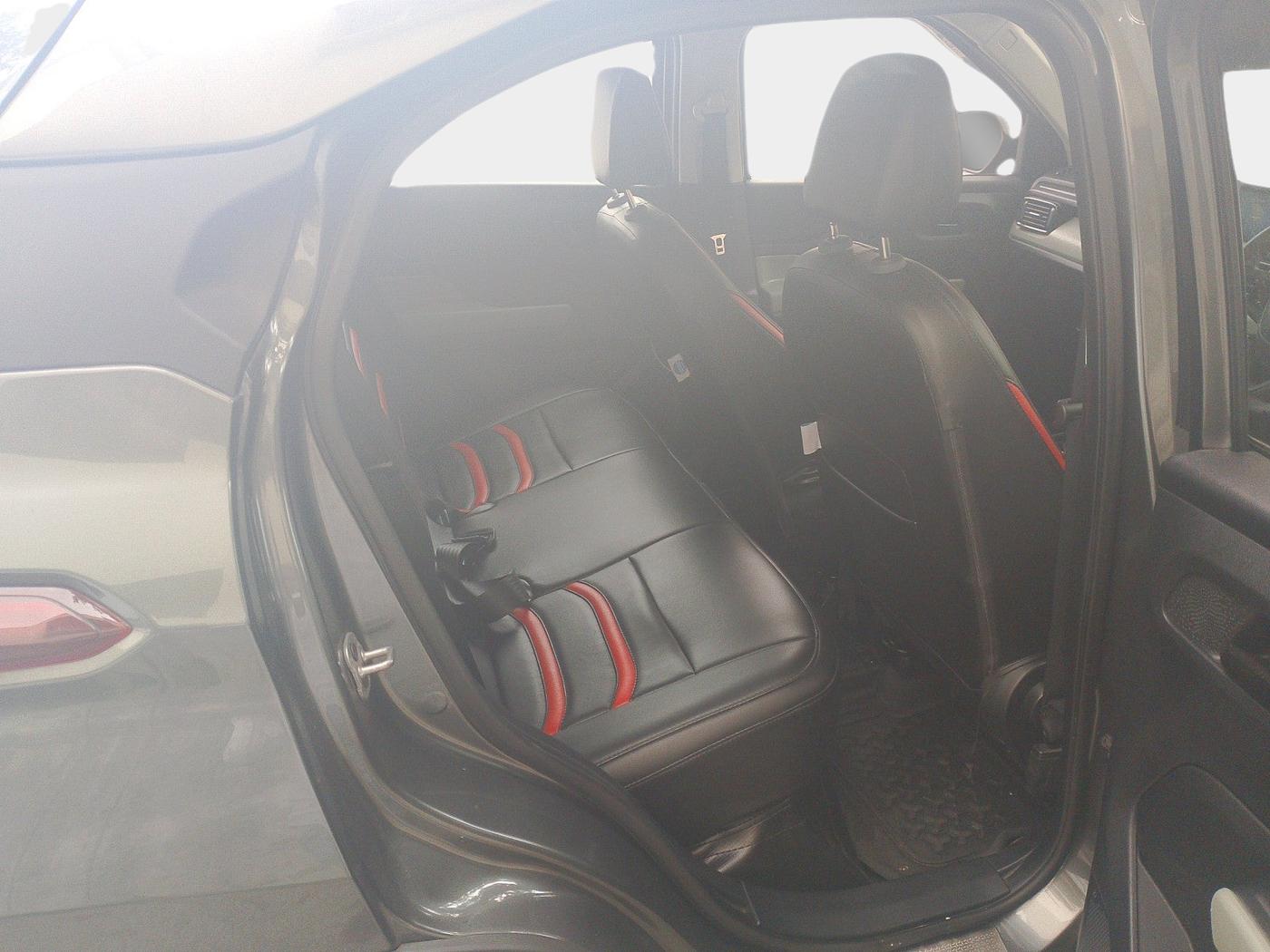 2024 Tata PUNCH ADVENTURE RHYTHM PACK MT, Petrol, Manual, 6,561 km, interior