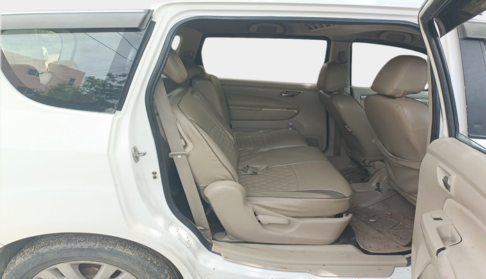 2016 Maruti Ertiga ZDI + SHVS, Diesel, Manual, 1,20,892 km, interior