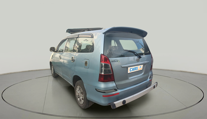 2011 Toyota Innova 2.5 G4 8 STR, Diesel, Manual, 2,72,327 km, exterior