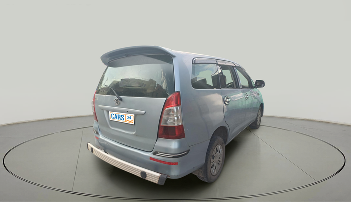 2011 Toyota Innova 2.5 G4 8 STR, Diesel, Manual, 2,72,327 km, exterior