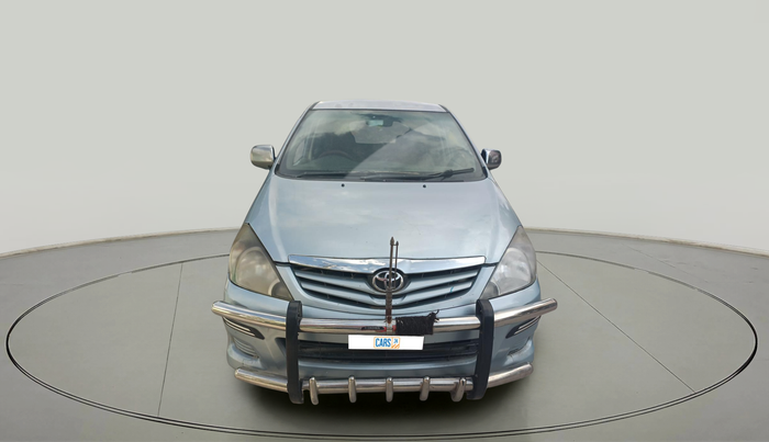 2011 Toyota Innova 2.5 G4 8 STR, Diesel, Manual, 2,72,327 km, exterior