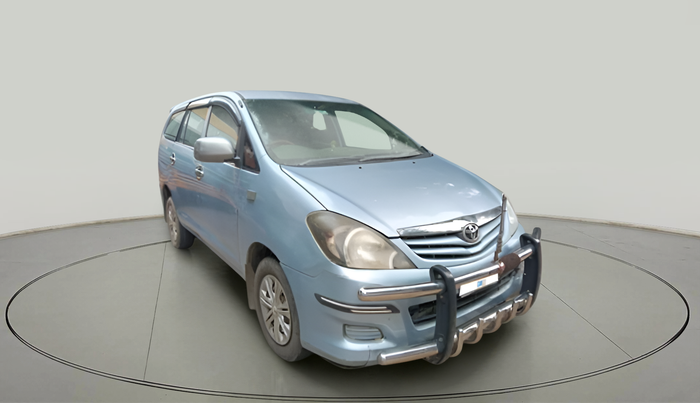 2011 Toyota Innova 2.5 G4 8 STR, Diesel, Manual, 2,72,327 km, exterior