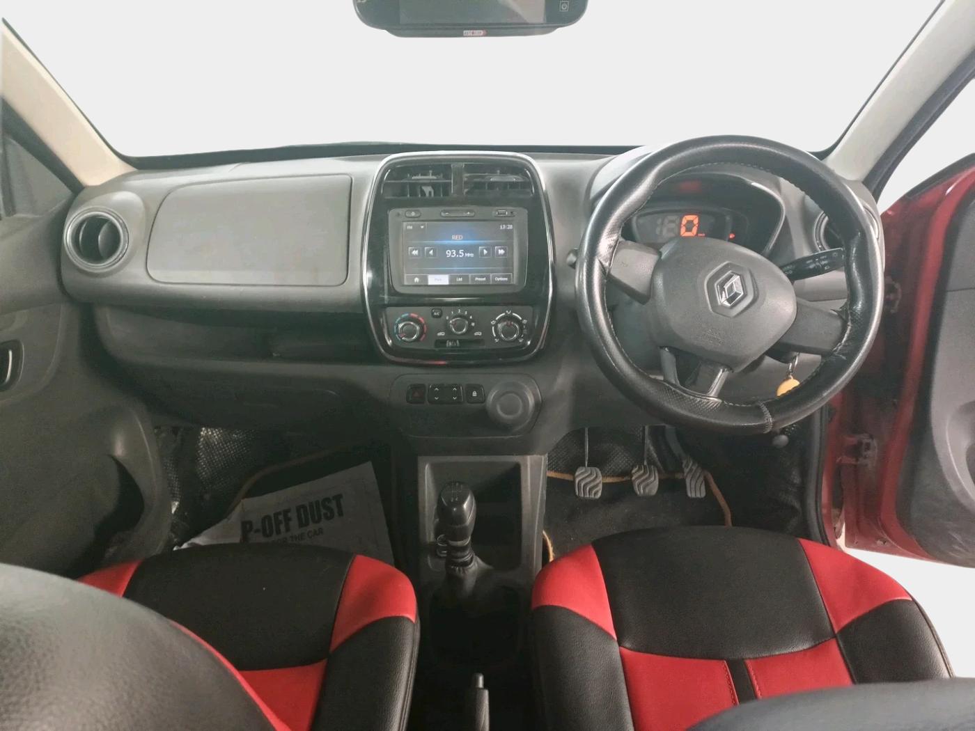 2016 Renault Kwid RXT 0.8, Petrol, Manual, 31,057 km, interior