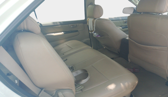 2013 Toyota Fortuner 3.0 4X2 AT, Diesel, Automatic, 2,65,815 km, interior