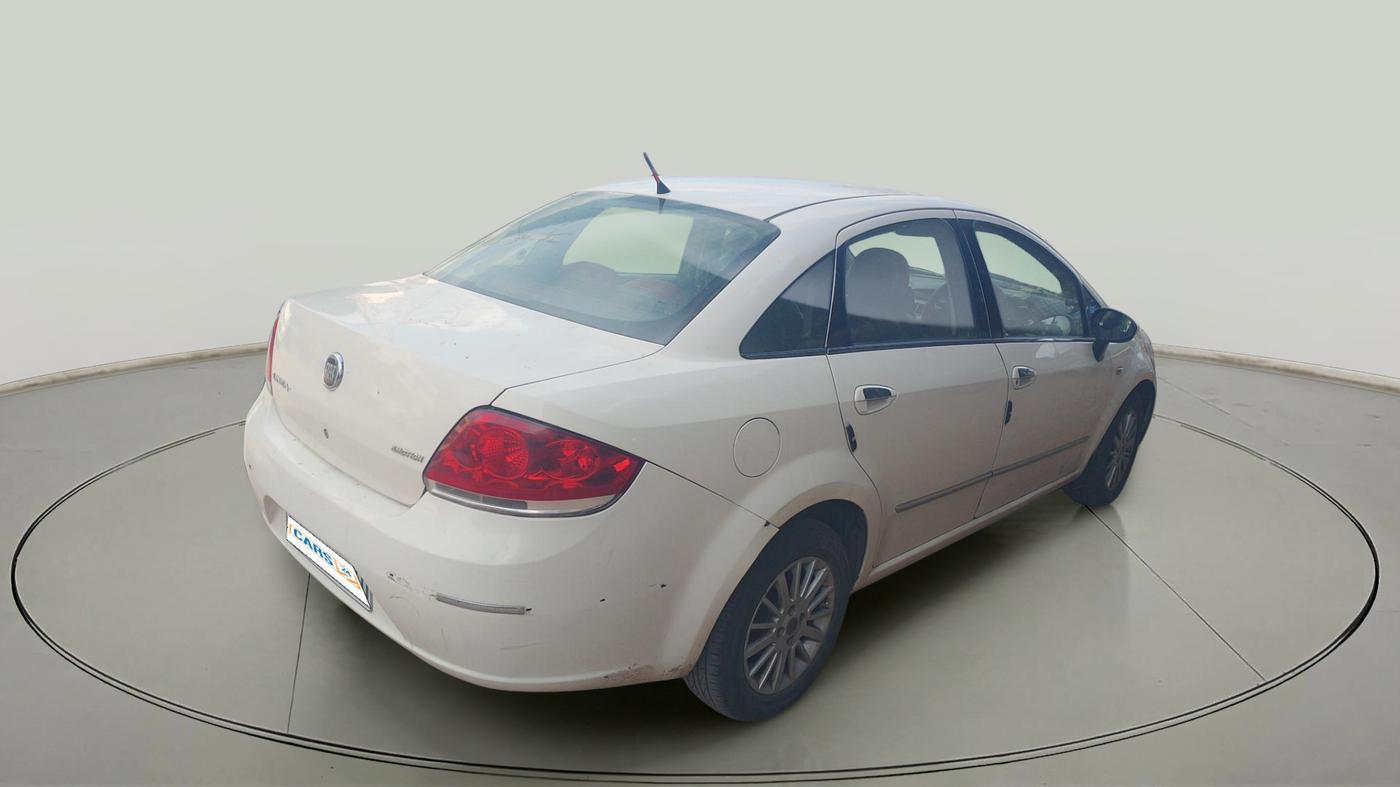 2010 Fiat Linea EMOTION 1.4, Petrol, Manual, 1,16,490 km, exterior
