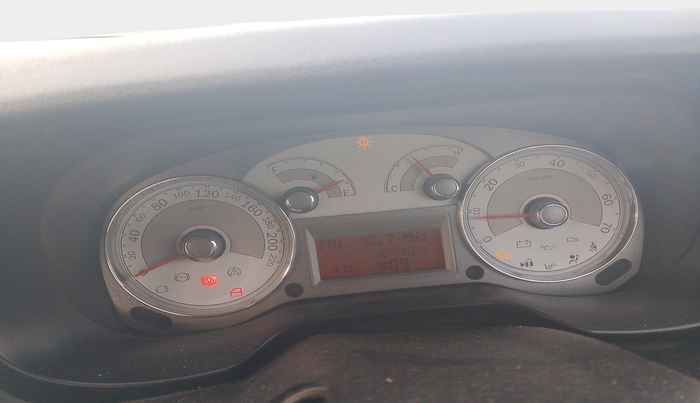 2010 Fiat Linea EMOTION 1.4, Petrol, Manual, 1,16,490 km, interior