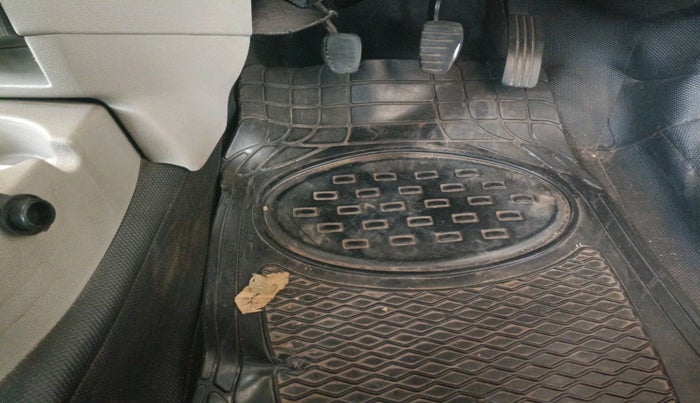 2015 Mahindra Verito 1.5 D4, Diesel, Manual, 1,52,945 km, interior