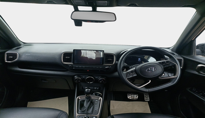 2023 Hyundai VENUE SX(O) 1.0 Turbo DCT Knight Edition, Petrol, Automatic, 17,746 km, interior