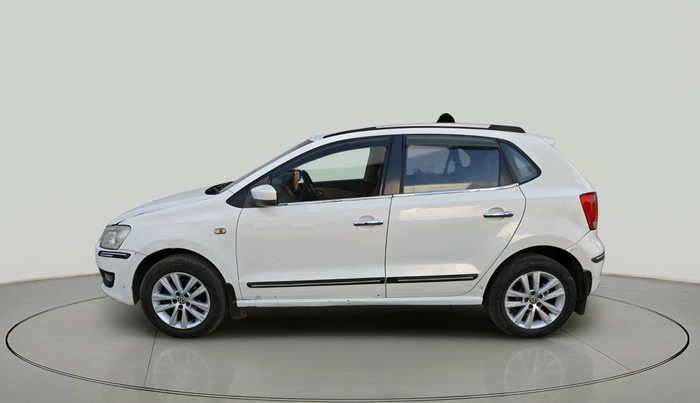 2011 Volkswagen Polo COMFORTLINE 1.2L, Diesel, Manual, 1,72,105 km, exterior