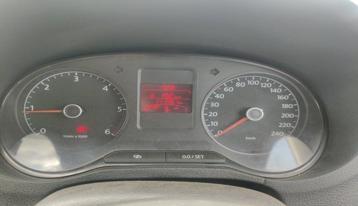 2013 Volkswagen Polo HIGHLINE DIESEL, Diesel, Manual, 1,11,461 km, interior
