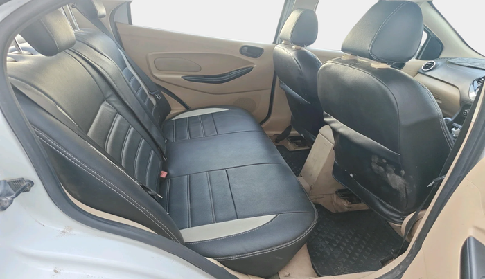 2017 Ford Figo Aspire TITANIUM1.5 DIESEL, Diesel, Manual, 1,54,657 km, interior