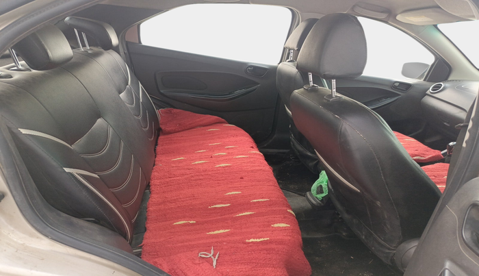 2019 Ford New Figo TITANIUM 1.2 PETROL MT, Petrol, Manual, 99,056 km, interior