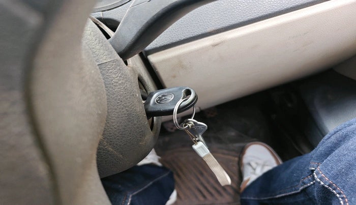 2012 Volkswagen Polo COMFORTLINE 1.2L, Diesel, Manual, 2,03,665 km, interior