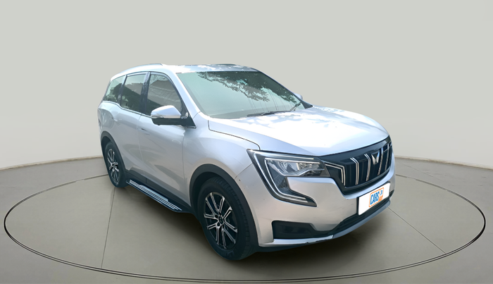 2022 Mahindra XUV700 AX 7 LUXURY D AT 7 STR, Diesel, Automatic, 1,43,365 km, exterior