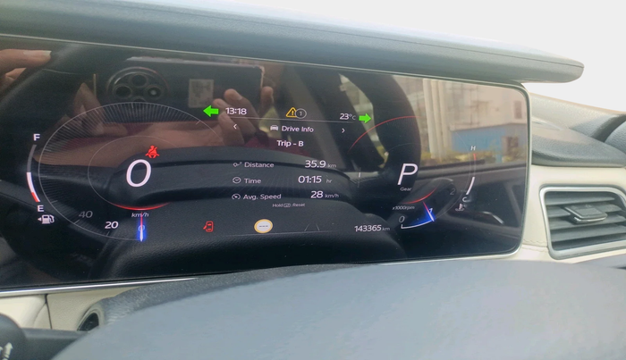 2022 Mahindra XUV700 AX 7 LUXURY D AT 7 STR, Diesel, Automatic, 1,43,365 km, interior