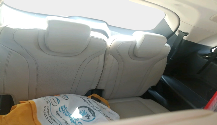 2022 Mahindra XUV700 AX 7 LUXURY D AT 7 STR, Diesel, Automatic, 1,43,365 km, interior