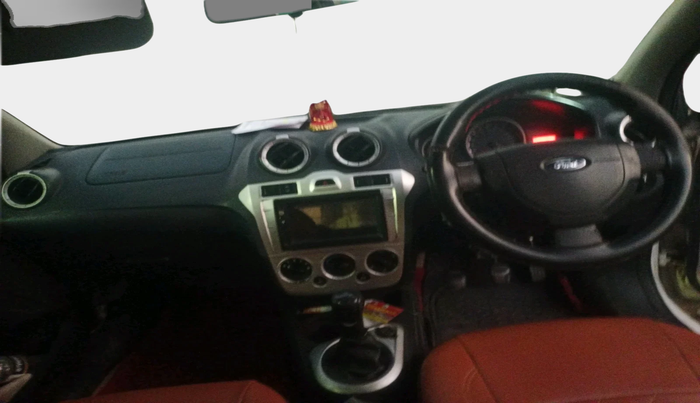 2013 Ford Figo TITANIUM 1.4 DIESEL, Diesel, Manual, 1,28,115 km, interior