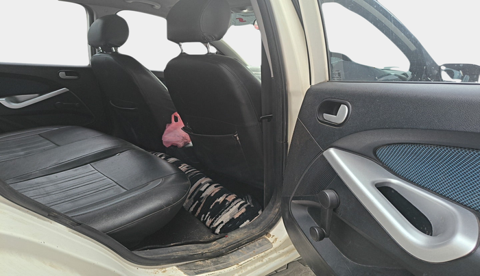 2015 Ford Figo EXI 1.4 DIESEL, Diesel, Manual, 1,26,567 km, interior