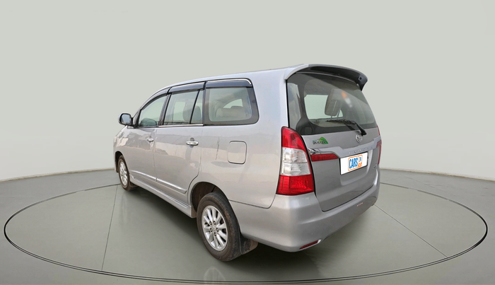 2013 Toyota Innova 2.5 VX 8 STR, Diesel, Manual, 2,66,730 km, exterior