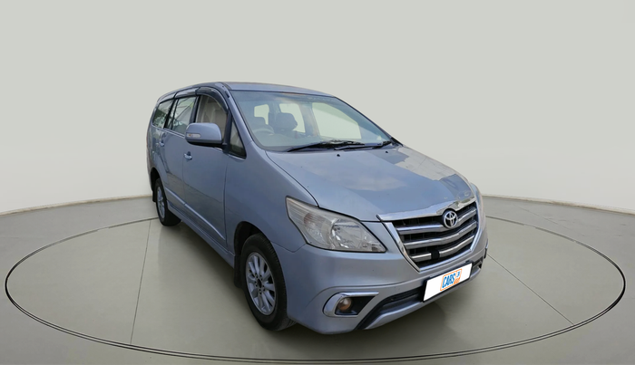 2013 Toyota Innova 2.5 VX 8 STR, Diesel, Manual, 2,66,730 km, exterior