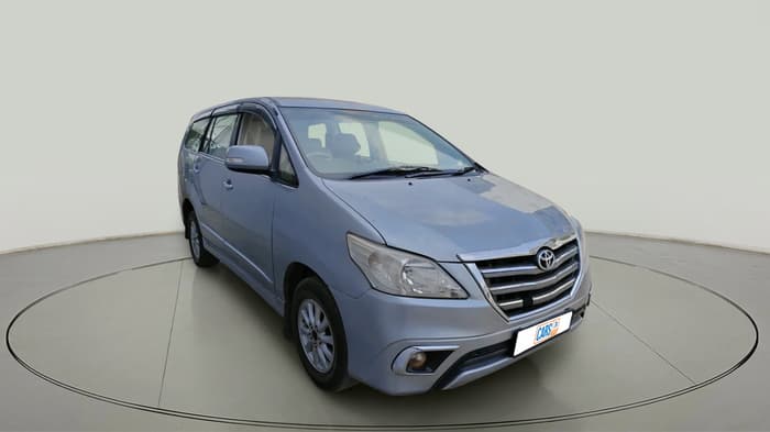 2013 Toyota Innova 2.5 VX 8 STR, Diesel, Manual, 2,66,730 km, exterior