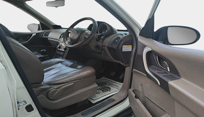 2014 Mahindra XUV500 W8, Diesel, Manual, 96,553 km, interior