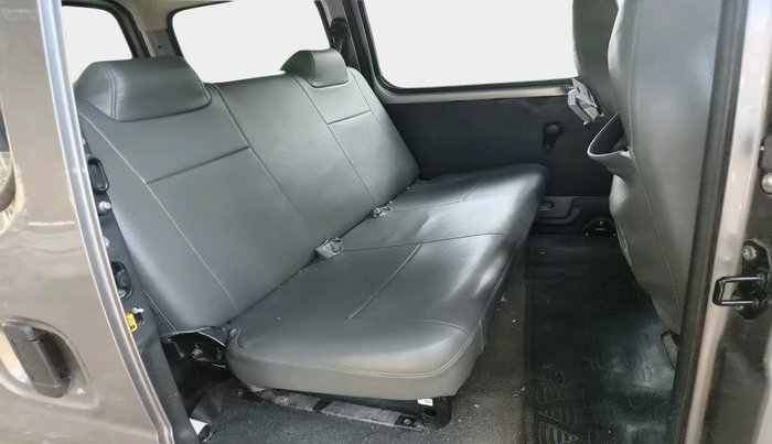 2023 Maruti Eeco 5 STR AC CNG, Petrol, Manual, 30,291 km, interior