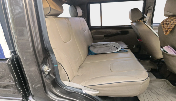 2024 Mahindra Bolero Camper GOLD ZX 2WD, Diesel, Manual, 66,059 km, interior