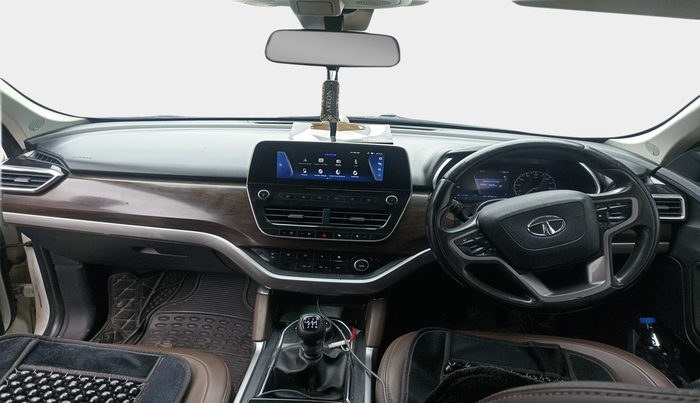 2019 Tata Harrier XZ 2.0L, Diesel, Manual, 1,67,747 km, interior