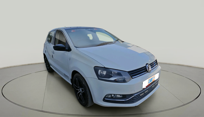 2016 Volkswagen Polo HIGHLINE1.5L, Diesel, Manual, 1,53,363 km, exterior