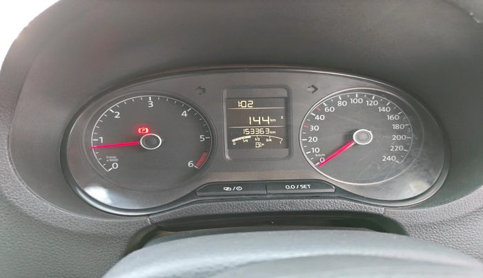 2016 Volkswagen Polo HIGHLINE1.5L, Diesel, Manual, 1,53,363 km, interior