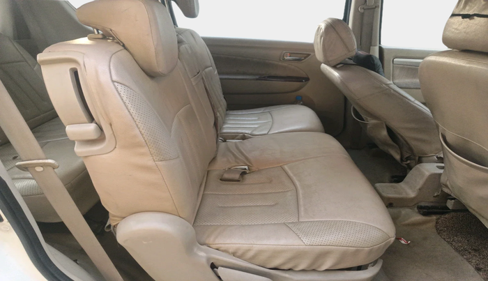 2012 Maruti Ertiga ZDI, Diesel, Manual, 1,52,369 km, interior