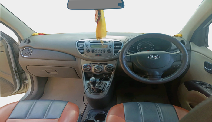 2011 Hyundai i10 SPORTZ 1.2, Petrol, Manual, 83,376 km, interior