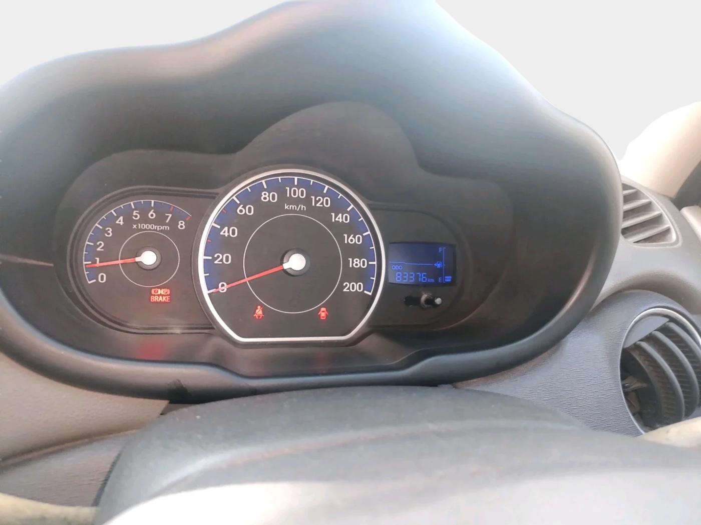 2011 Hyundai i10 SPORTZ 1.2, Petrol, Manual, 83,376 km, interior