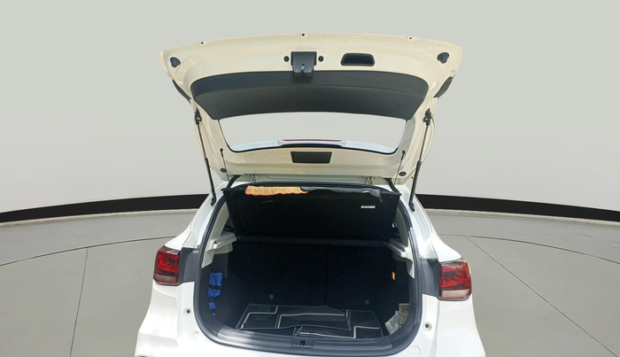 2024 MG ASTOR  Sharp Pro 1.5 MT (Ivory), Petrol, Manual, 17,598 km, exterior