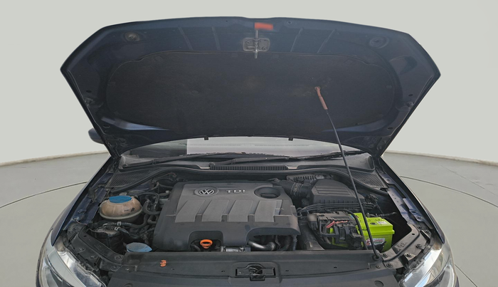 2012 Volkswagen Vento HIGHLINE DIESEL 1.6, Diesel, Manual, 1,03,637 km, exterior