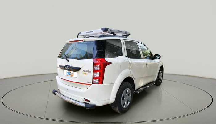 2017 Mahindra XUV500 W4, Diesel, Manual, 76,695 km, exterior