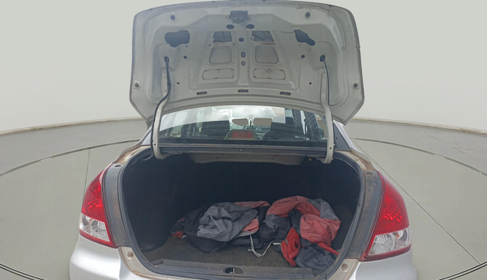 2011 Maruti Swift Dzire LXI, Petrol, Manual, 62,672 km, exterior