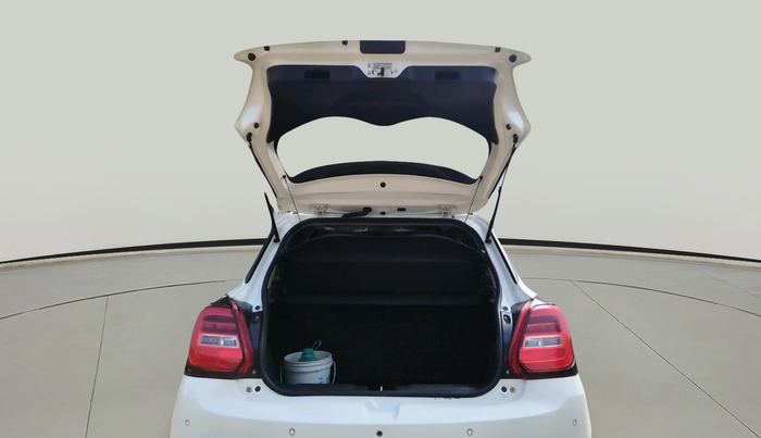 2024 Maruti Swift VXI, Petrol, Manual, 39,977 km, exterior