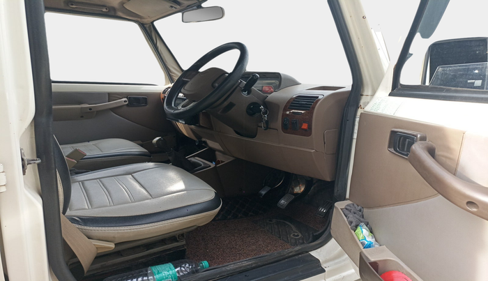 2013 Mahindra Bolero ZLX BS-III, Diesel, Manual, 1,24,353 km, interior