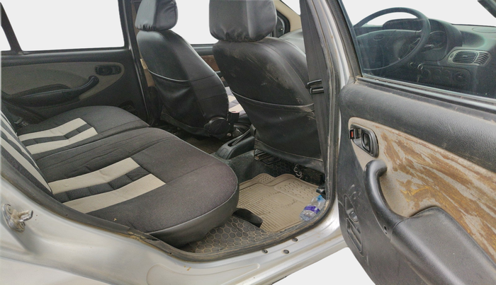 2013 Tata Indica EV2 LX, Diesel, Manual, 1,17,836 km, interior