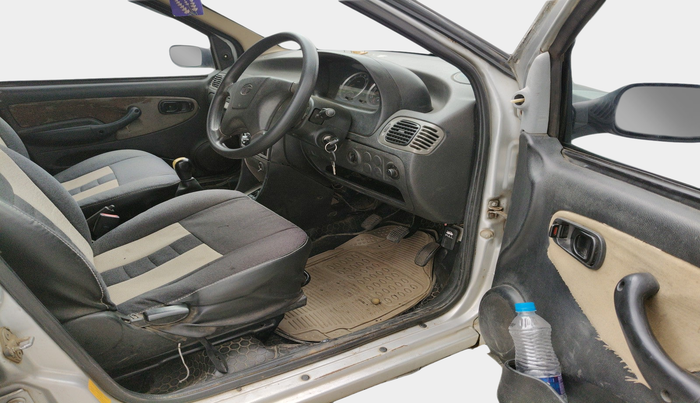 2013 Tata Indica EV2 LX, Diesel, Manual, 1,17,836 km, interior