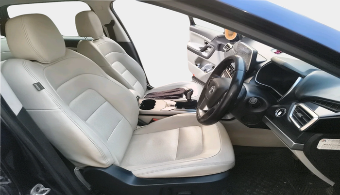2021 Tata Safari XZ PLUS, Diesel, Manual, 1,51,160 km, interior